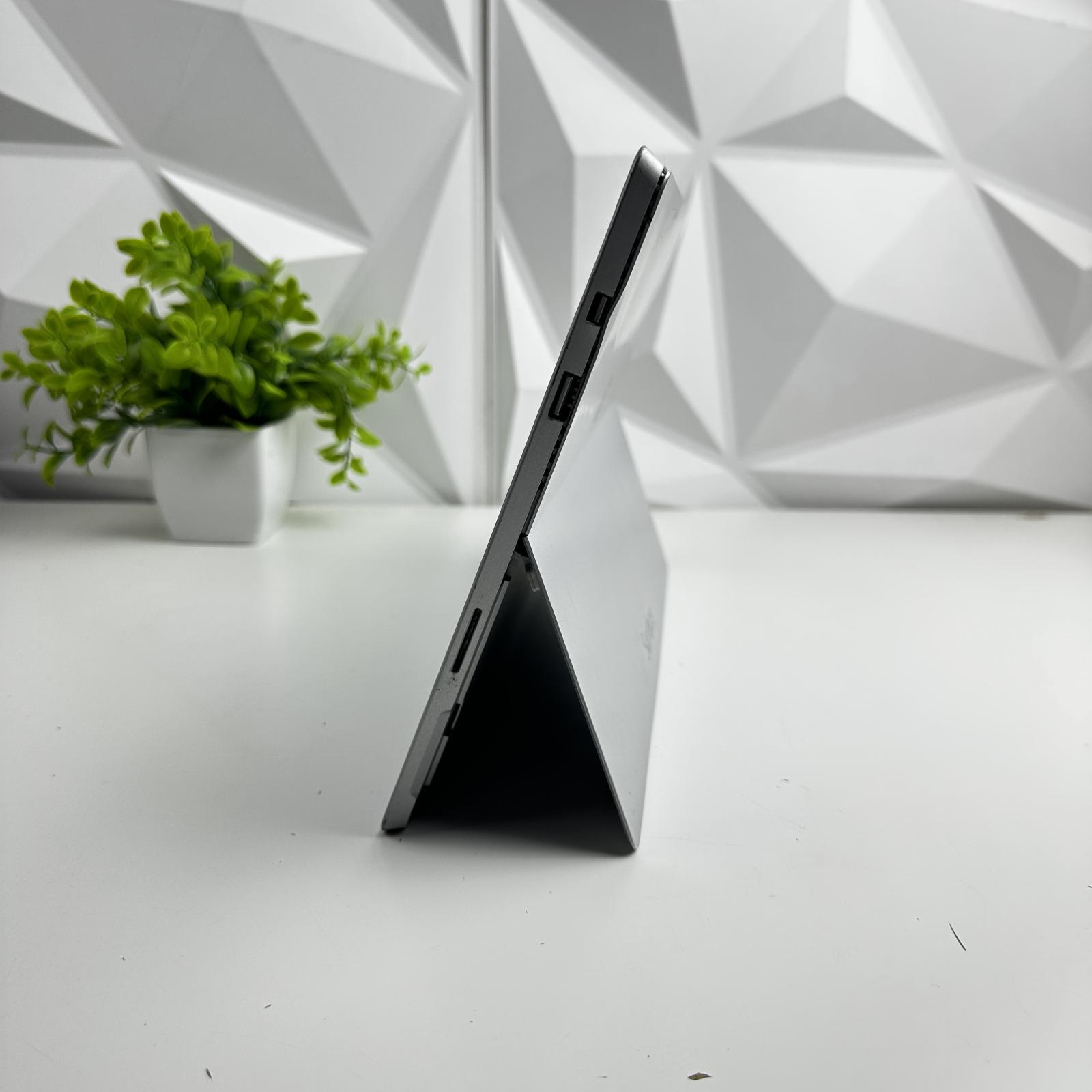 Microsoft Surface Pro 3, 12" QHD, i5-4300U, 8GB RAM, 256GB SSD - Photo 8