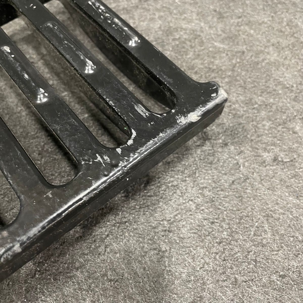 Zurn P6-DGE Slotted Grate, Ductile Iron, Class E, 6"x20" - Photo 7