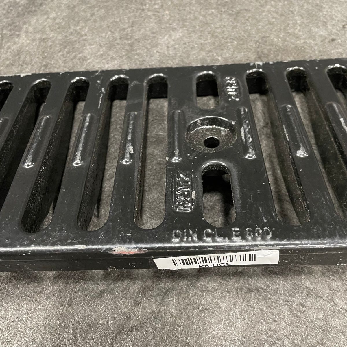 Zurn P6-DGE Slotted Grate, Ductile Iron, Class E, 6"x20" - Photo 6