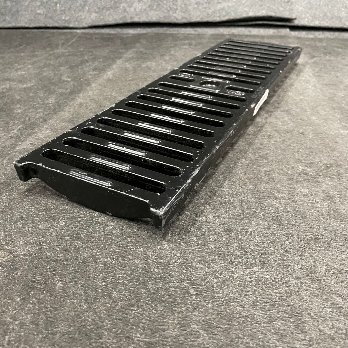 Zurn P6-DGE Slotted Grate, Ductile Iron, Class E, 6"x20" - Photo 13