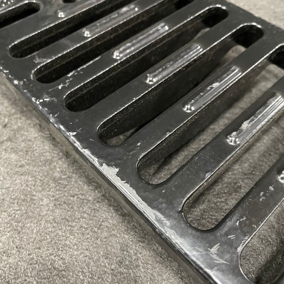 Zurn P6-DGE Slotted Grate, Ductile Iron, Class E, 6"x20" - Photo 8