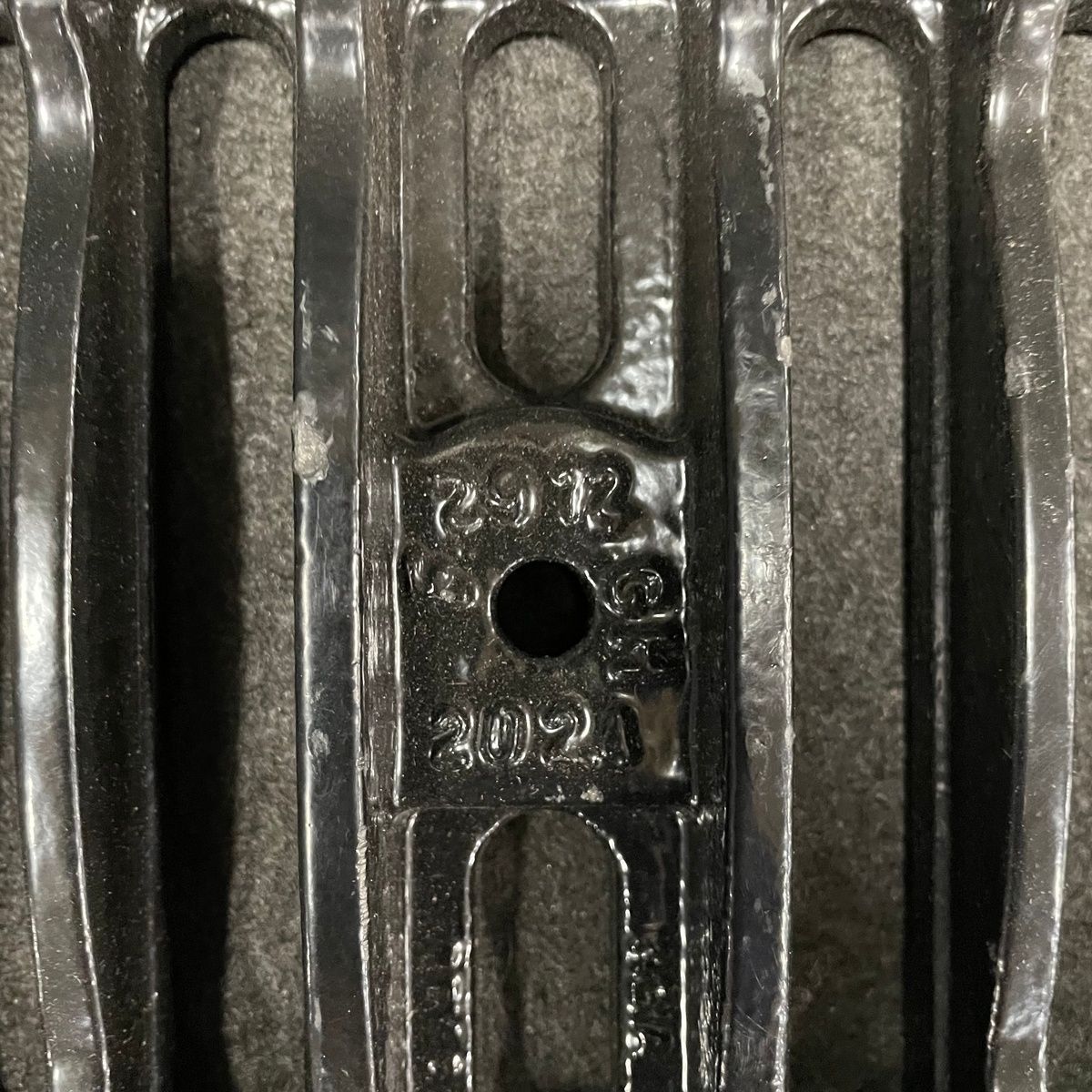 Zurn P6-DGC Slotted Grate, Class C Ductile Iron, 6"x20" - Photo 16