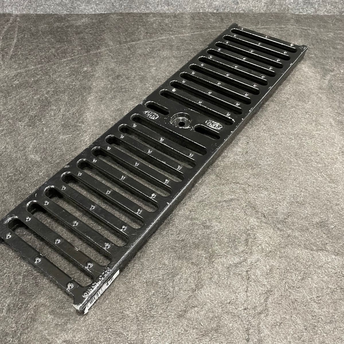 Zurn P6-DGC Slotted Grate, Class C Ductile Iron, 6"x20" - Photo 11