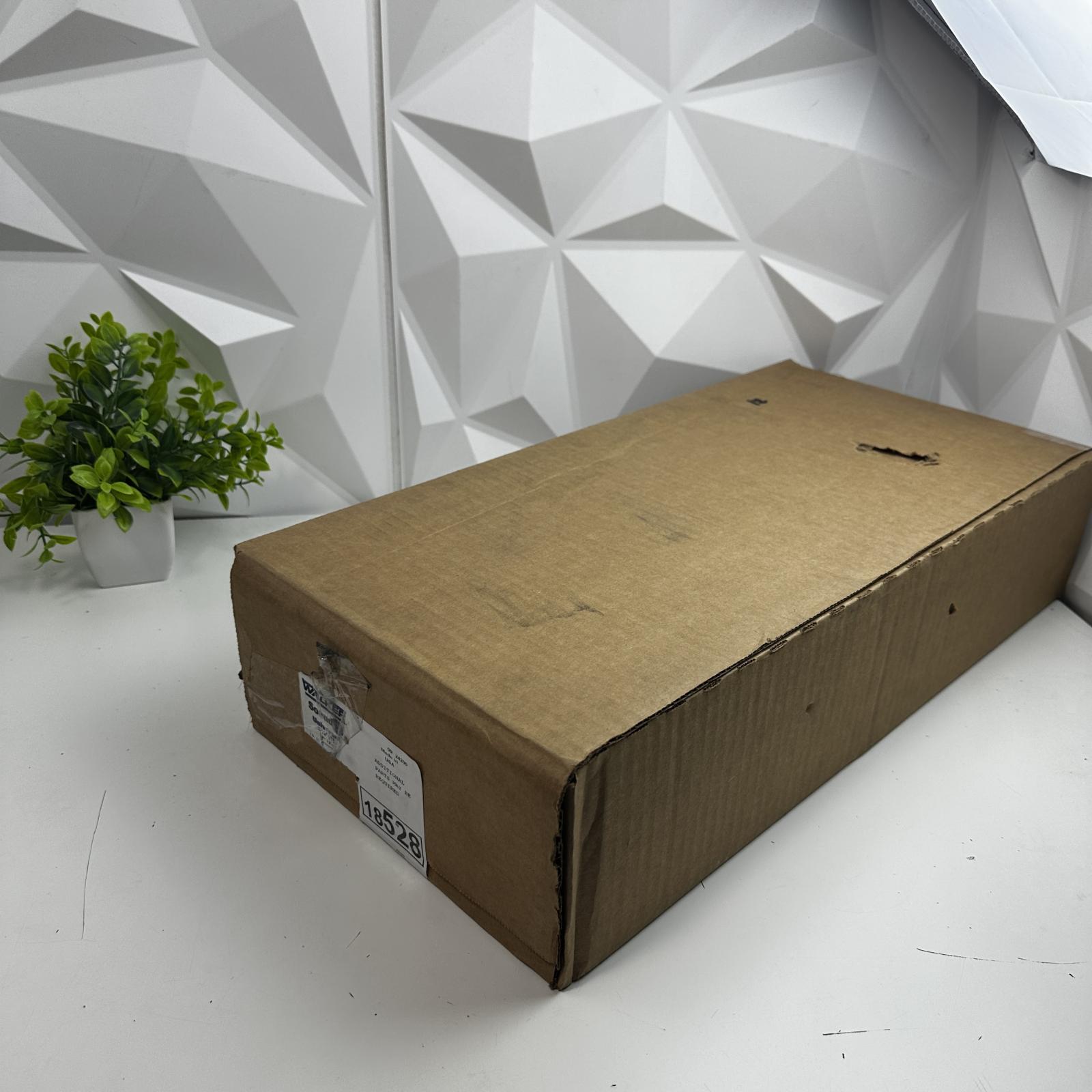 Walker SoundFX 18528 Universal Muffler 1.75" In/Out, Fits Honda Civic - Photo 5