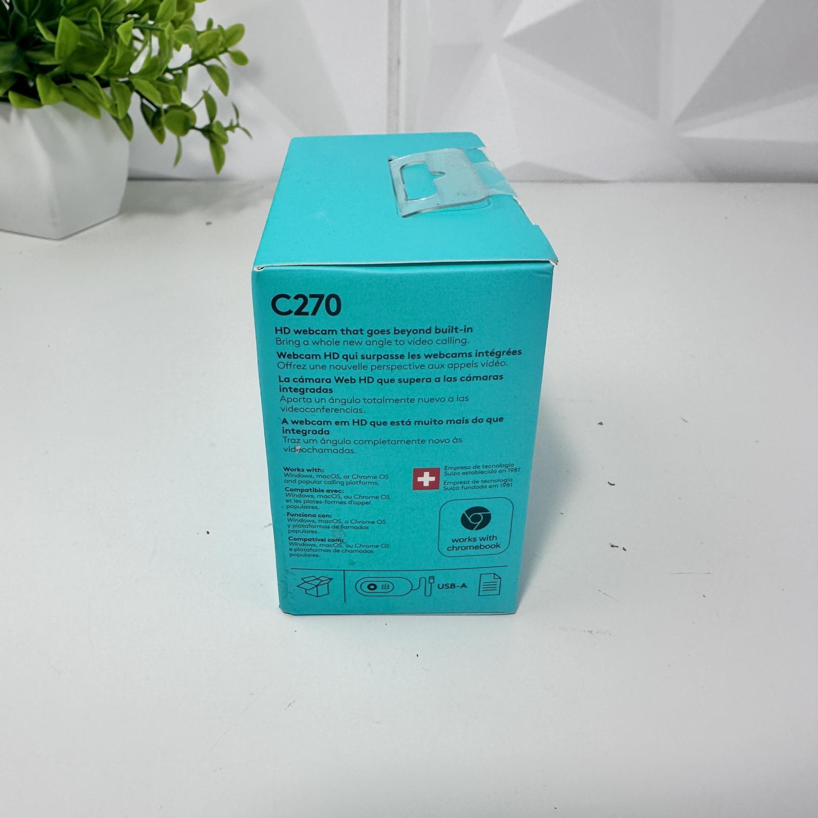 Logitech C270 HD Webcam, 720p, Built-in Microphone, USB - Photo 4