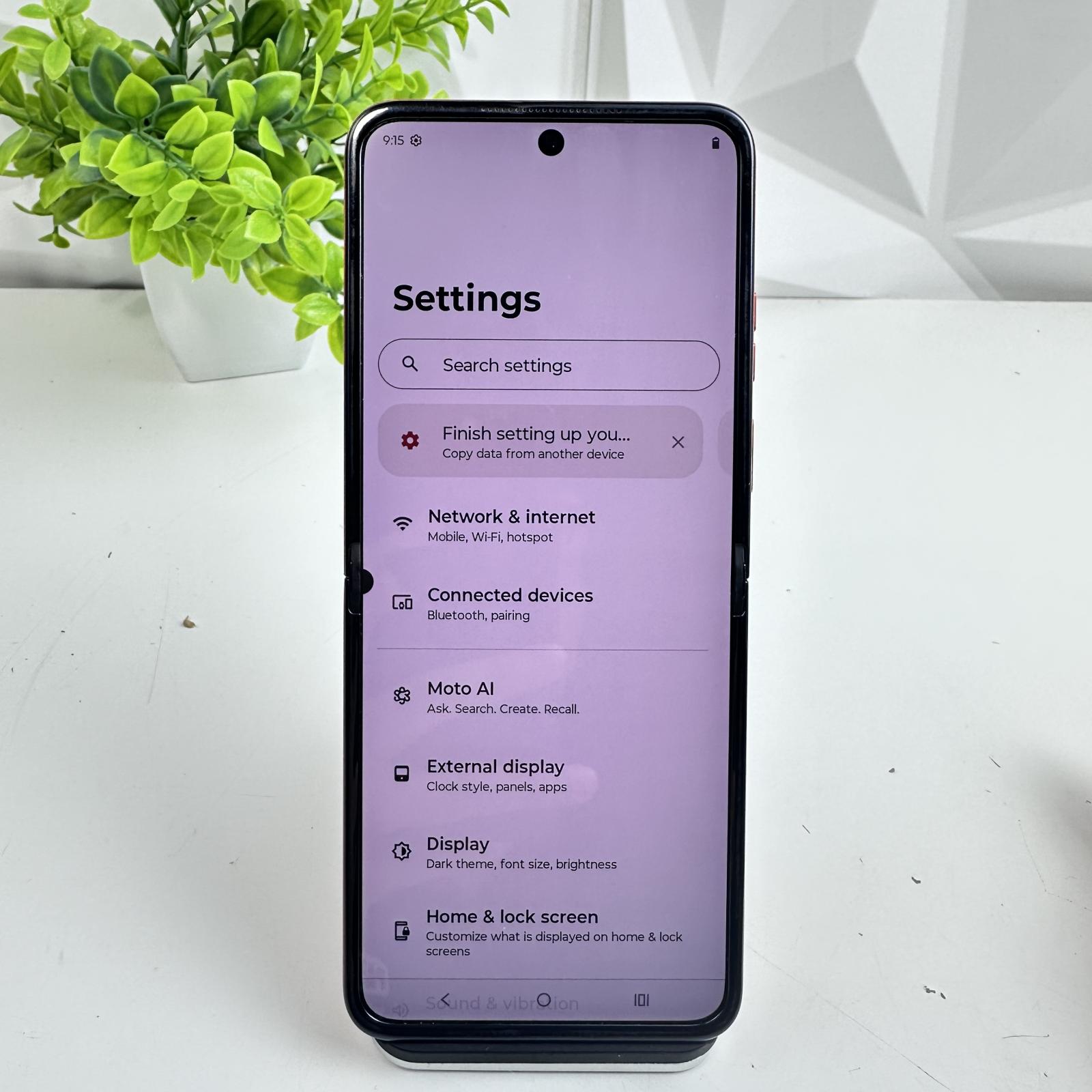Motorola Razr 5G (2024) XT2453-5 | 256GB | Orange | Cricket Wireless - Photo 6