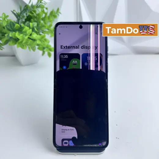 Motorola Razr 5G 256GB, Cricket Wireless Locked *SCREEN DAMAGED* at TamDoUS Taylorsville