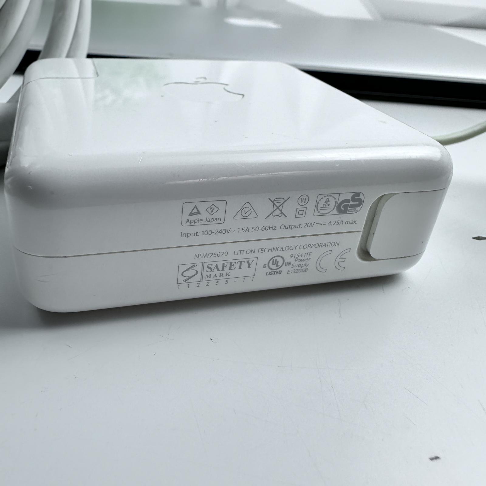 MacBook Pro (13-inch, Late 2013) | i5-2.6GHz | 8GB | 500GB SSD - Photo 6