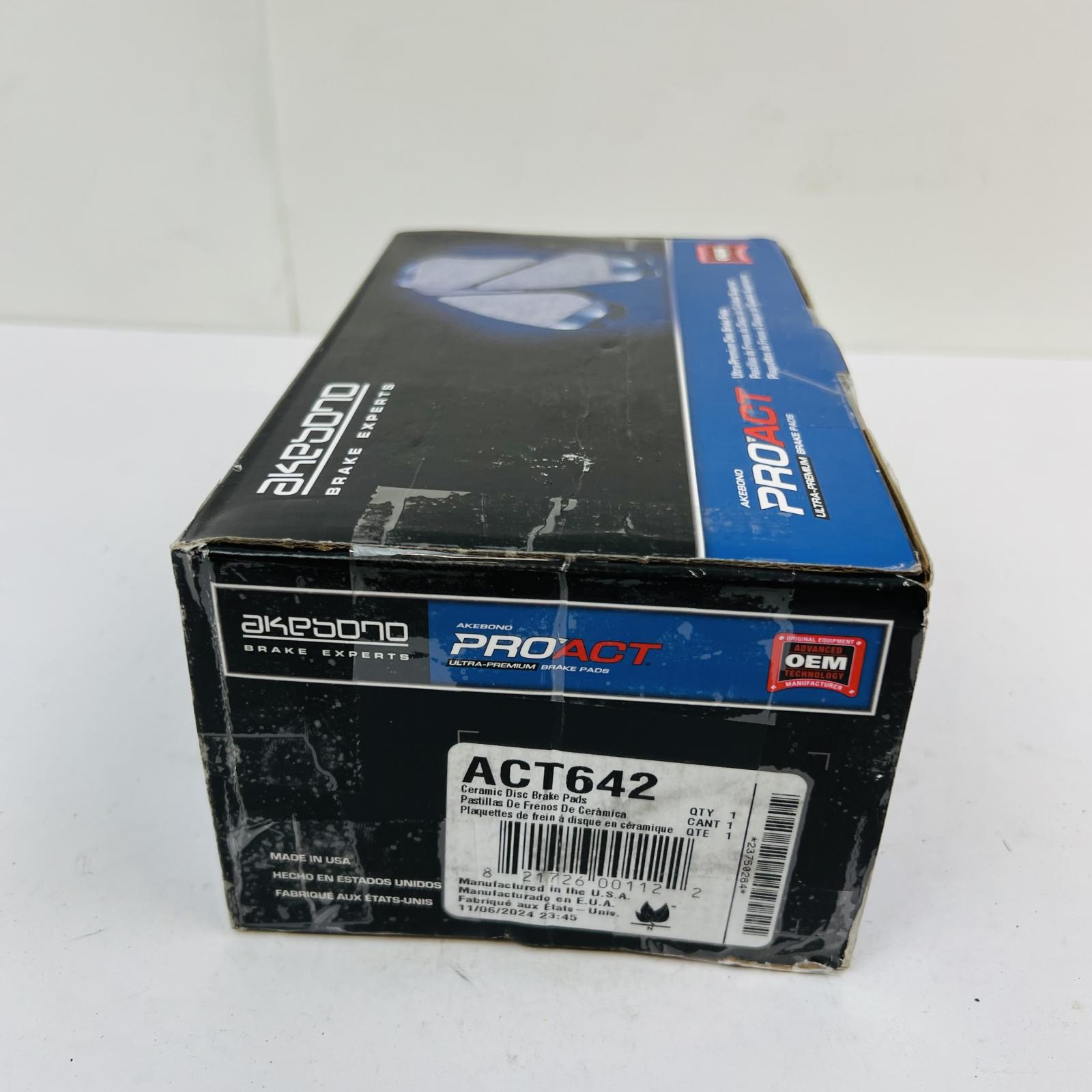 Akebono ACT642 Ceramic Brake Pads Front ProACT OEM for Honda Civic CRX Del Sol - Photo 3