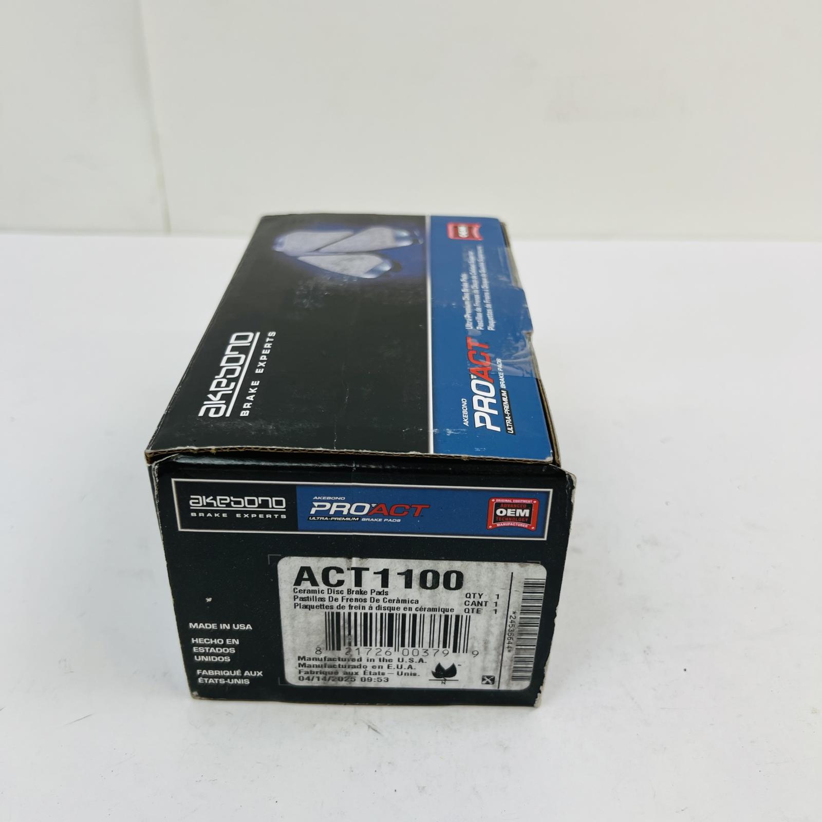 Akebono ACT1100 Ceramic Brake Pads Front ProACT OEM for Toyota Corolla Matrix - Photo 3