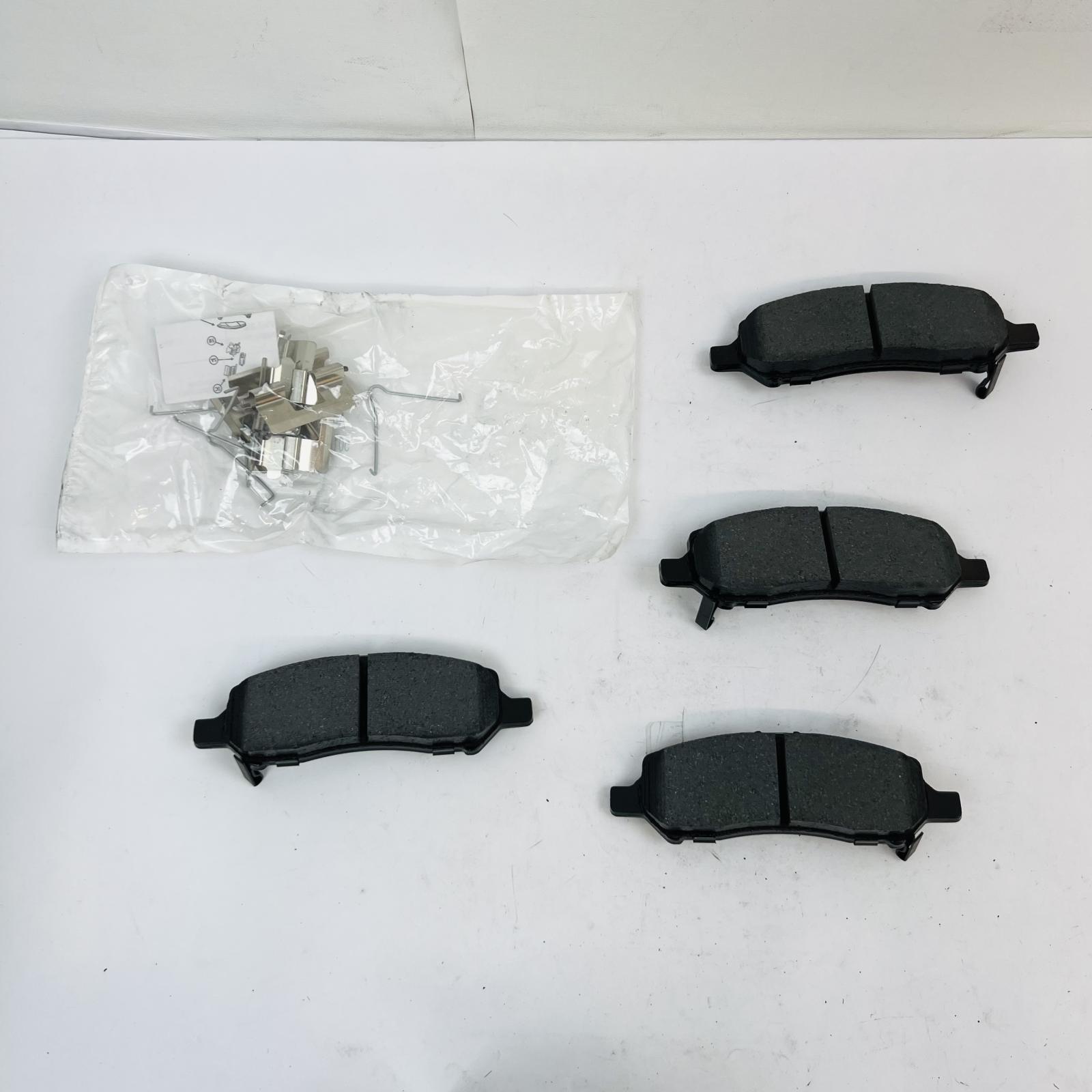 Akebono ACT1647 Ceramic Brake Pads Front ProACT OEM for Toyota Lexus - Photo 6