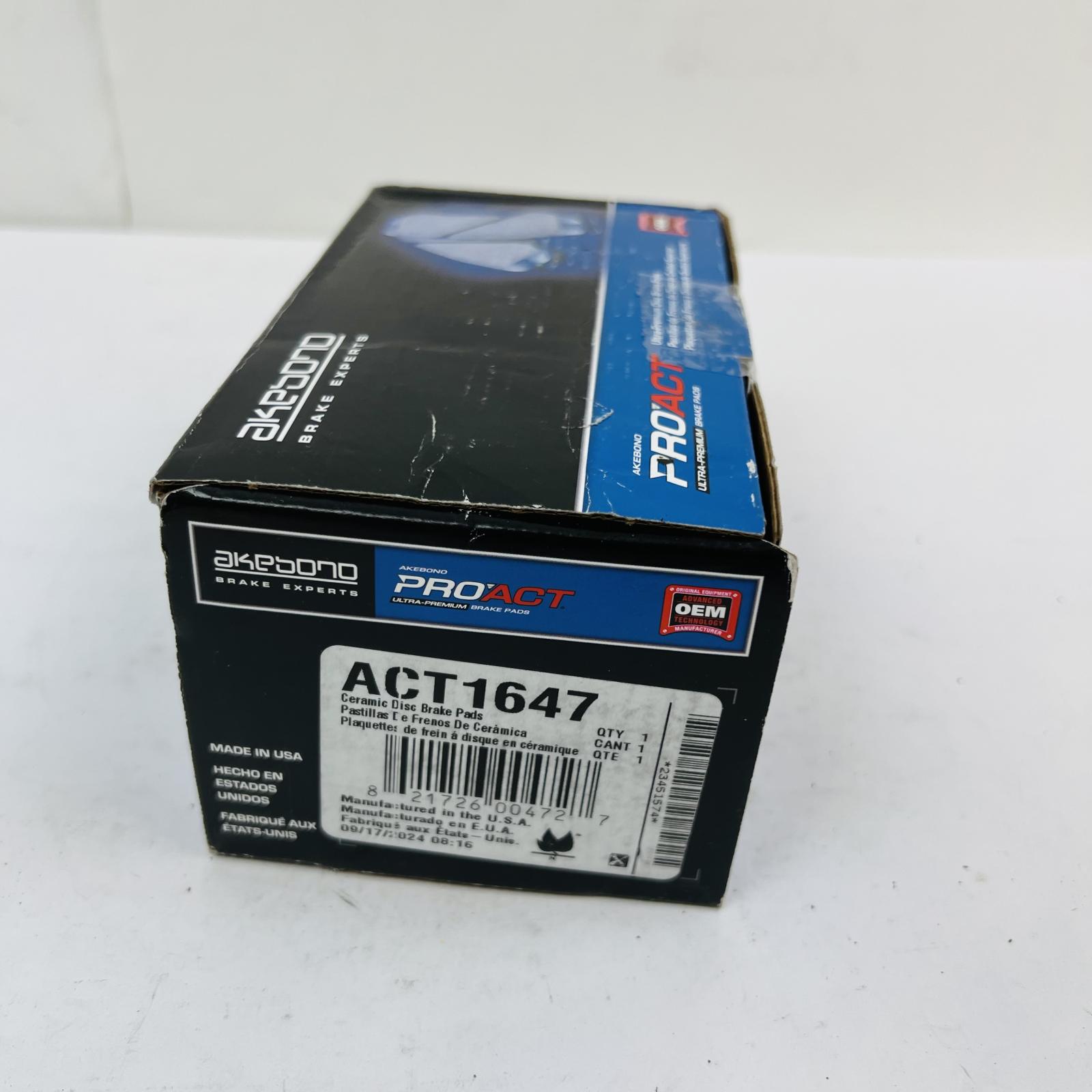 Akebono ACT1647 Ceramic Brake Pads Front ProACT OEM for Toyota Lexus - Photo 3