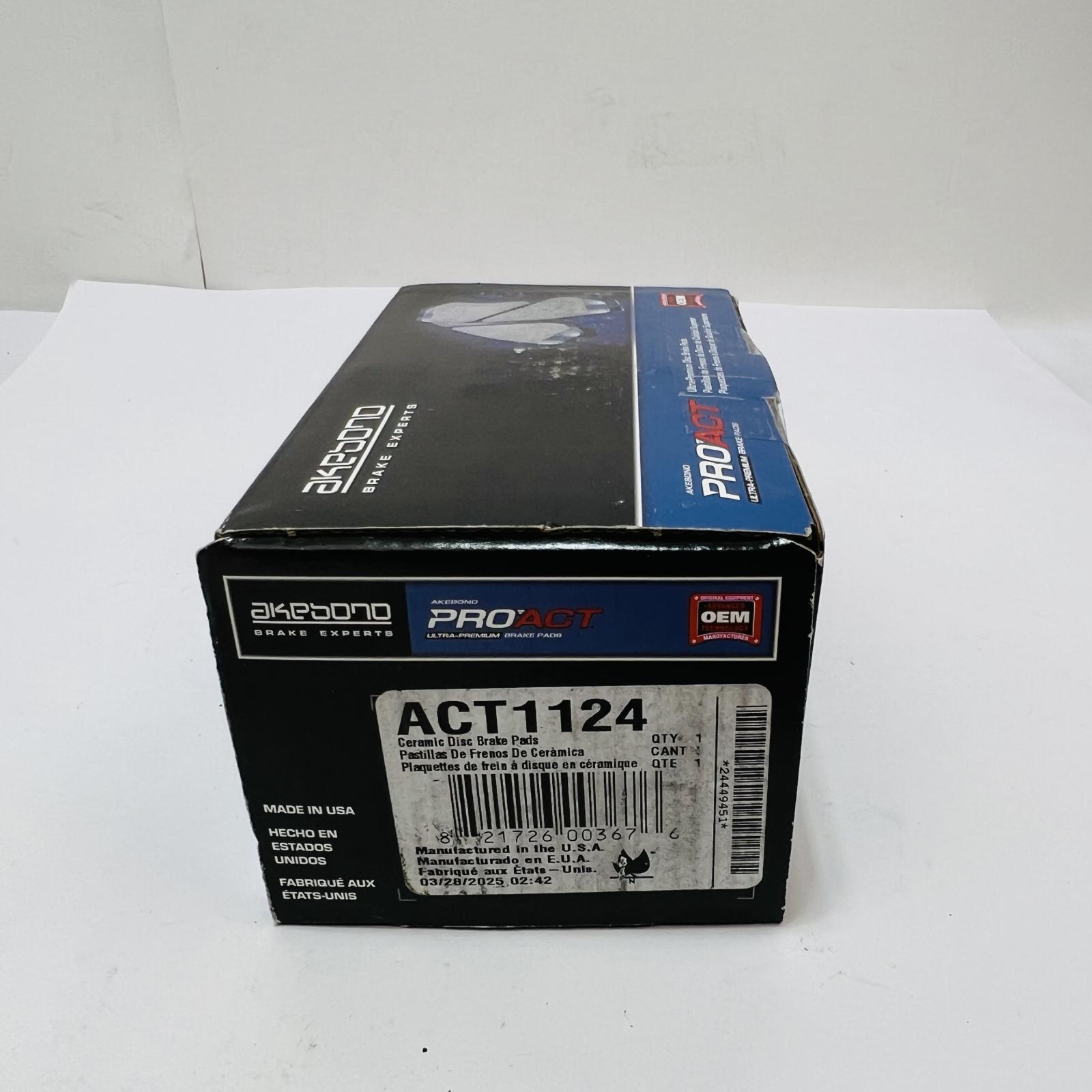 Akebono ACT1124 Ceramic Brake Pads Front ProACT OEM Compatible with Honda Acura - Photo 3