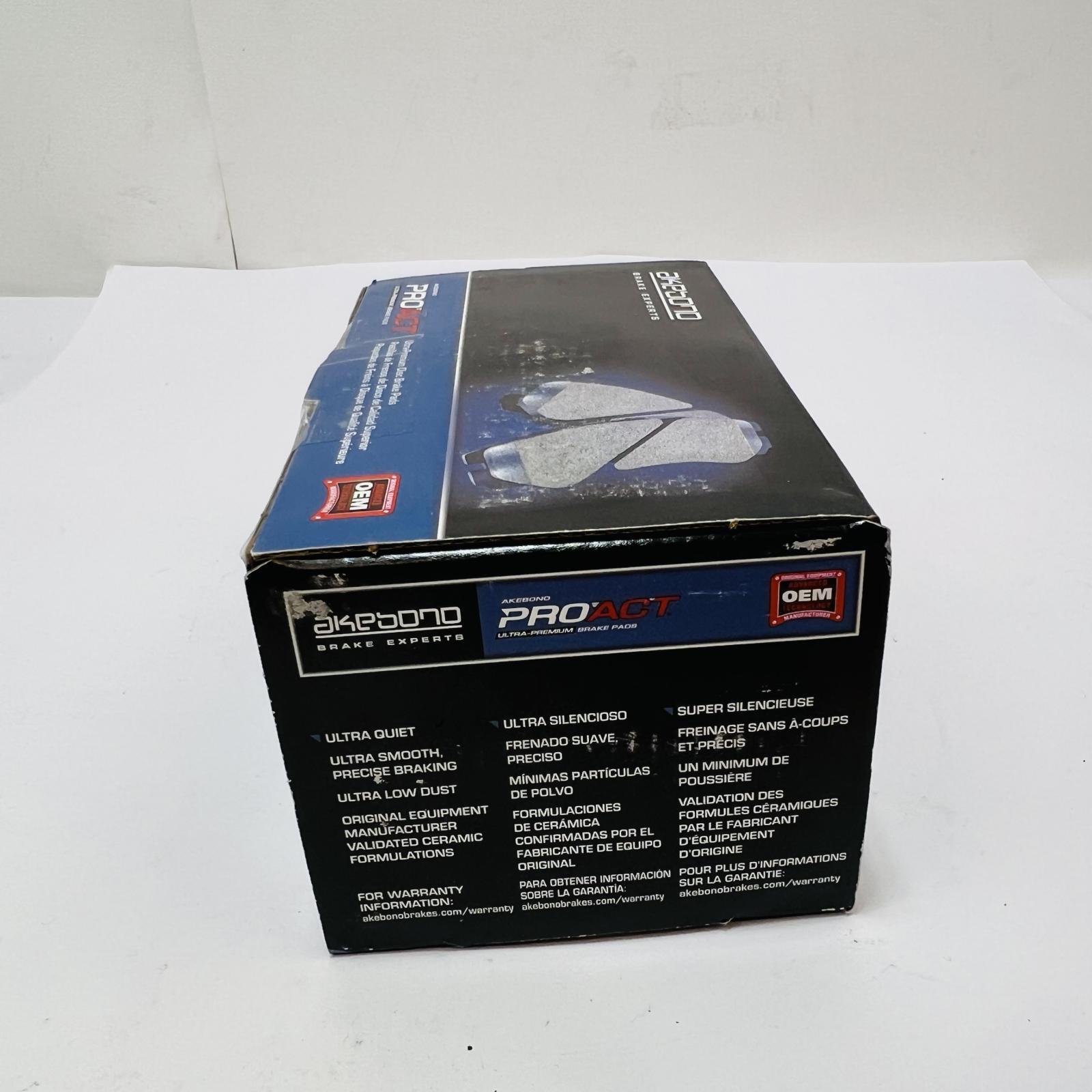 Akebono ACT1124 Ceramic Brake Pads Front ProACT OEM Compatible with Honda Acura - Photo 5