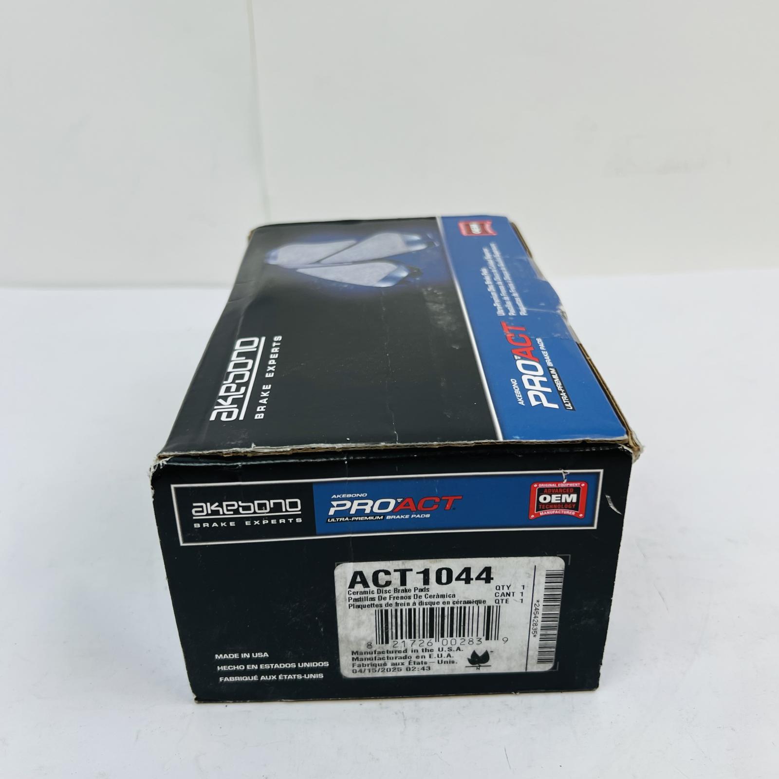 Akebono ACT1044 Ceramic Brake Pads Front ProACT OEM for Toyota Lexus Scion - Photo 3