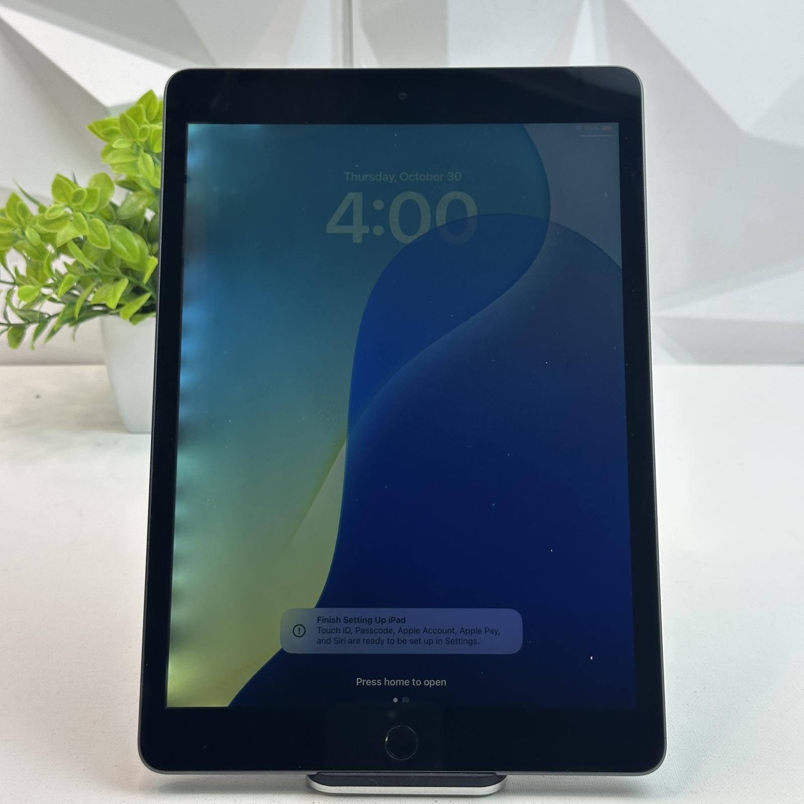 iPad (9th generation) Cellular, 64GB - Photo 3