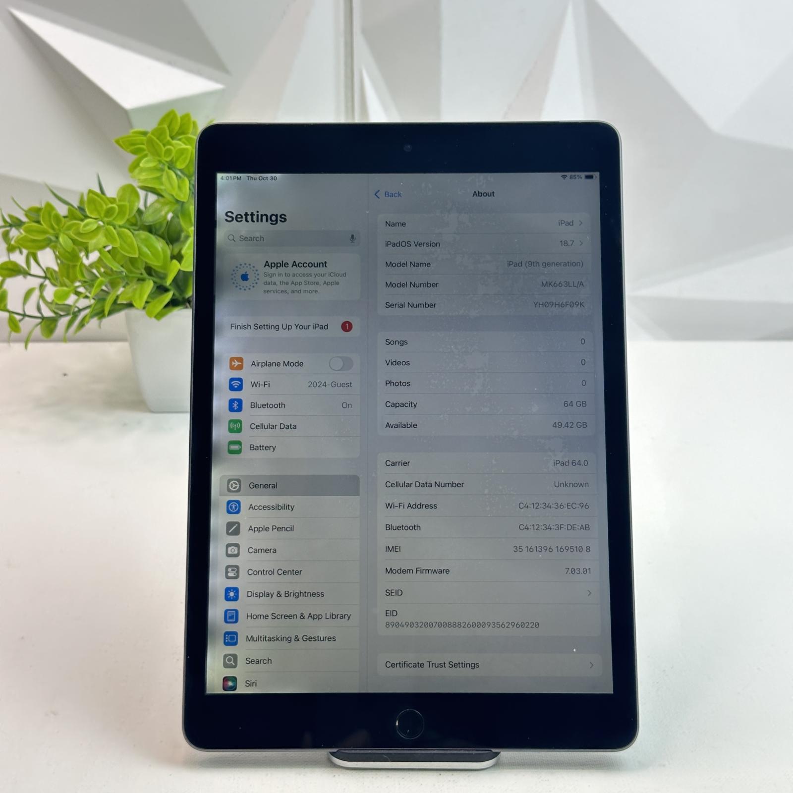 iPad (9th generation) Cellular, 64GB - Photo 5