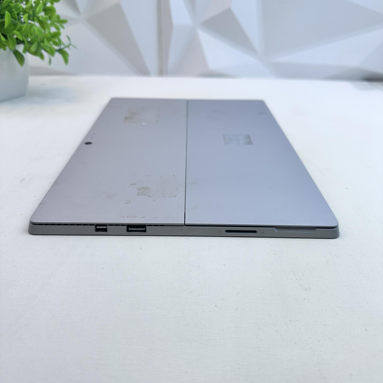 Microsoft Surface Pro 4 Tablet, 12.3" QHD Touch, i5-6300U, 4GB, 128GB - Photo 9