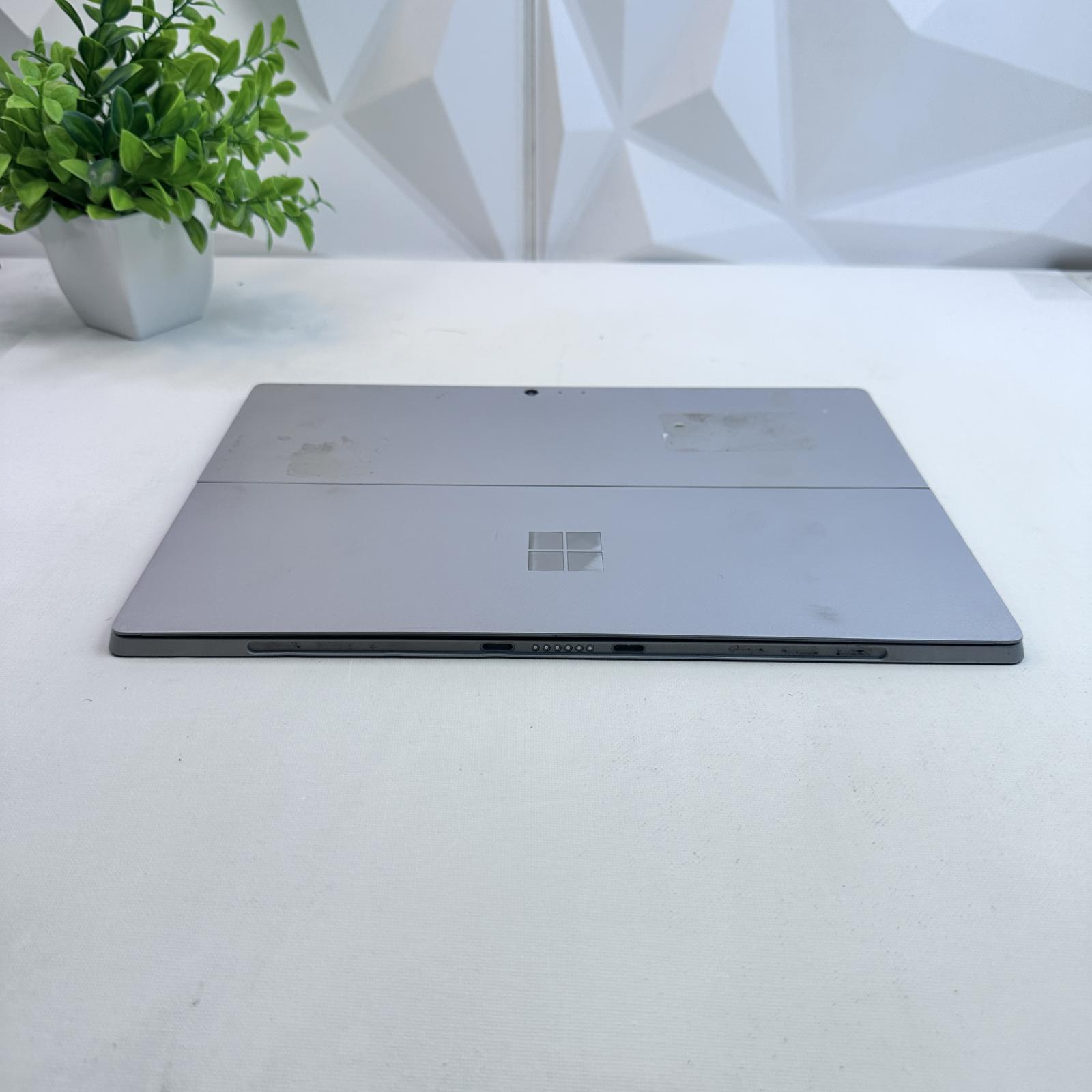 Microsoft Surface Pro 4 Tablet, 12.3" QHD Touch, i5-6300U, 4GB, 128GB - Photo 8