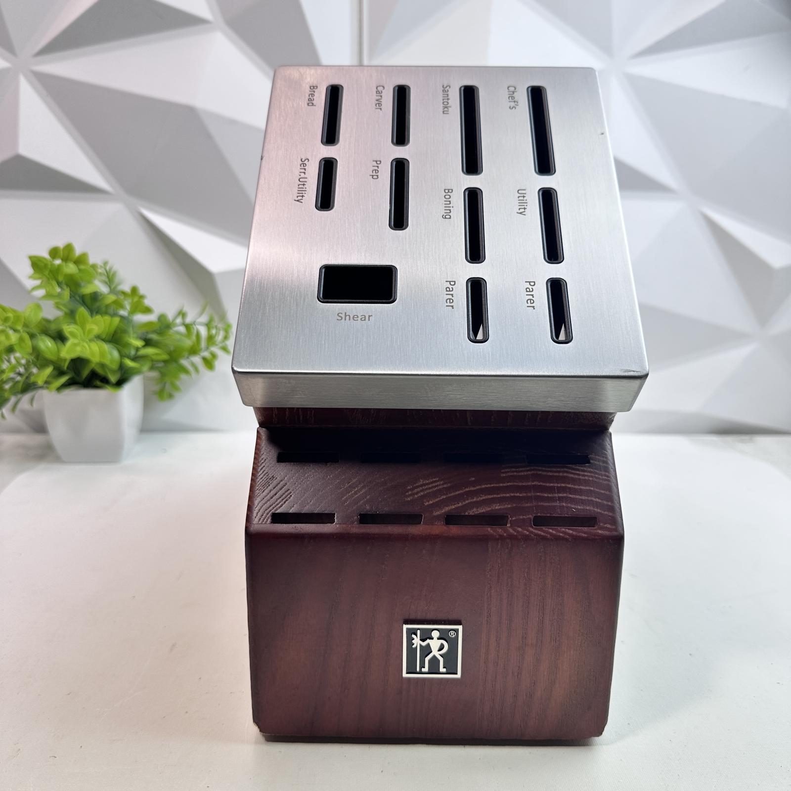 Zwilling Henckels 19 Piece Forged Accent Self-Sharpening Knife Block - Photo 2