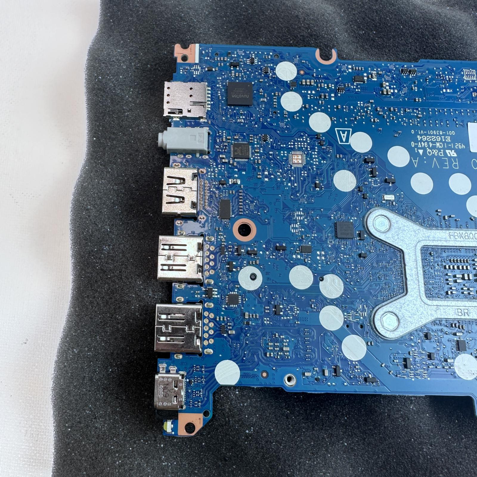 HP Pavilion 15 Motherboard DAX80MB38A0 REV:A - Photo 6