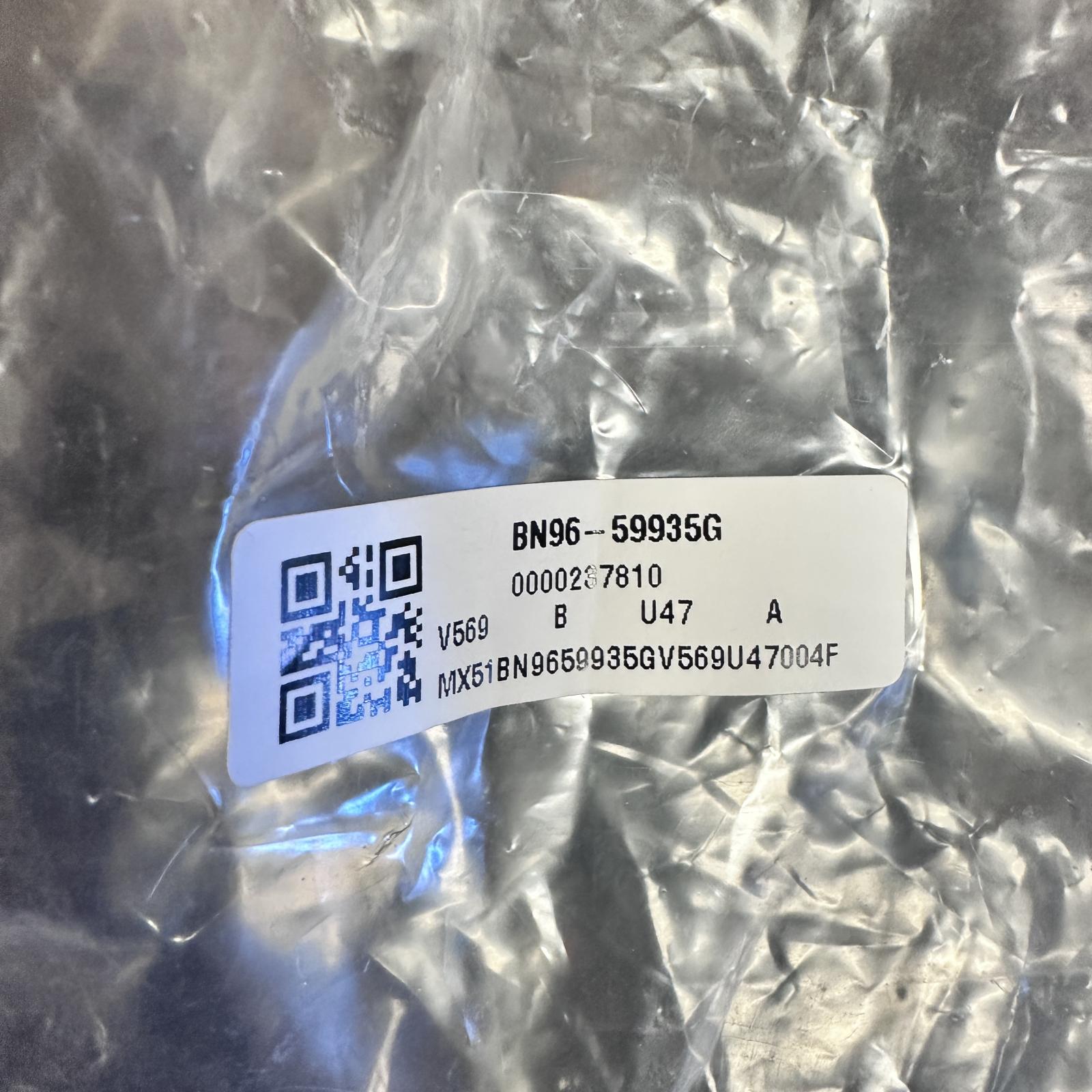 Samsung BN96-59935G Monitor Stand/Base for 49″ Odyssey G9 - Photo 3