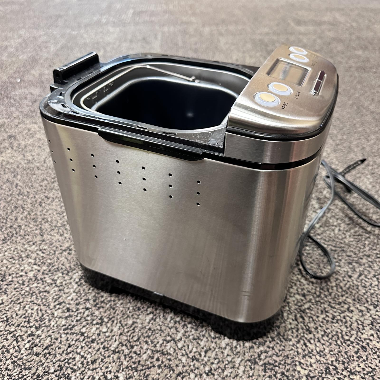 Cuisinart CBK-110 Compact Automatic Bread Maker, 2 lb, Stainless Steel - Photo 5