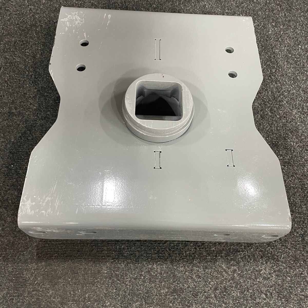 B&W GNRC816 Turnoverball Gooseneck Hitch Kit for GNRM1117 - Photo 6