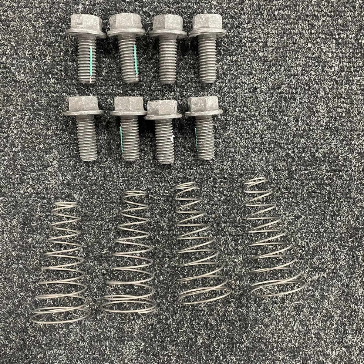 B&W GNRC816 Turnoverball Gooseneck Hitch Kit for GNRM1117 - Photo 14