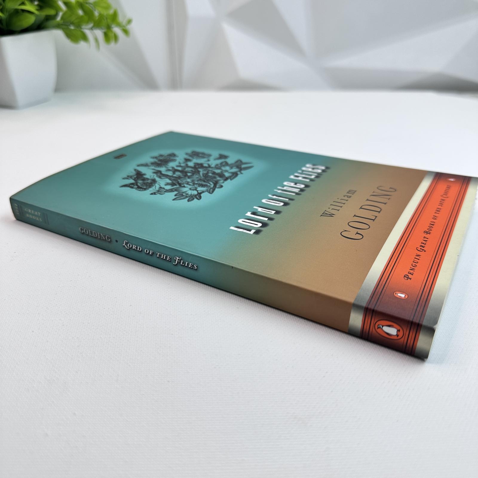 Lord of the Flies by William Golding – Penguin Great Books of the 20th Century - Photo 5