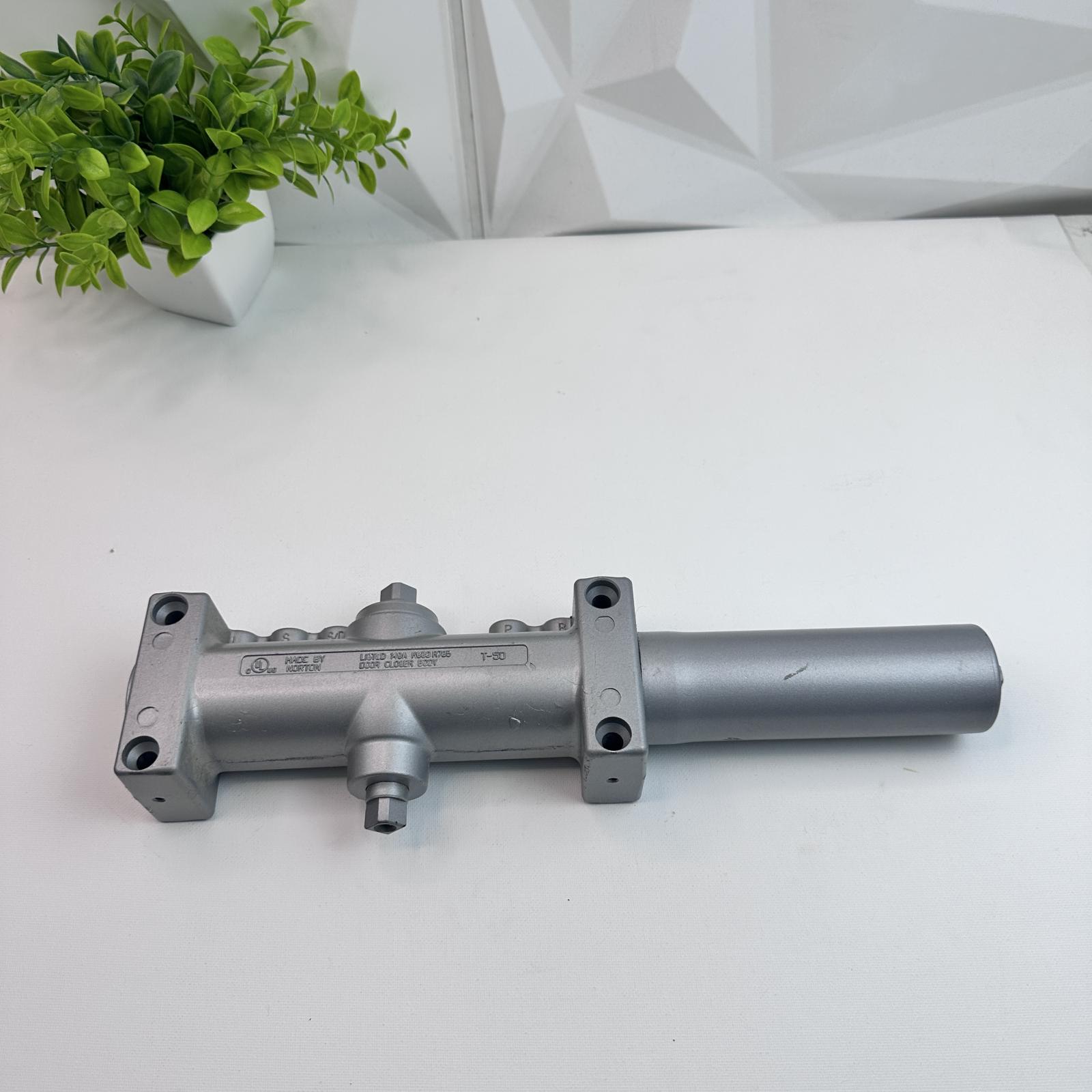 Norton T-50 Aluminum Door Closer | Heavy Duty Commercial Closer - Photo 2