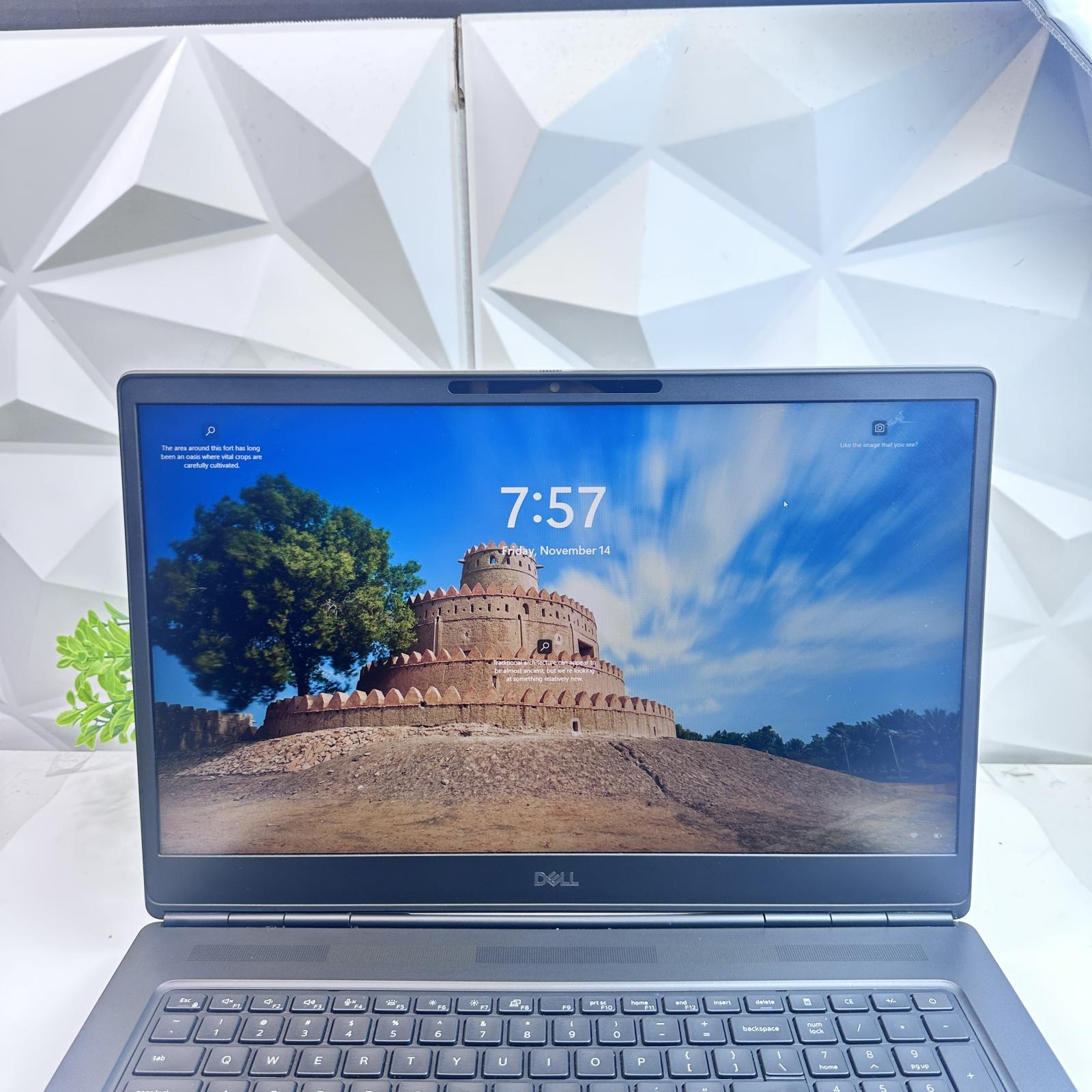 Dell Precision 7760 17.3" FHD, Xeon W-11855M, 64GB, 1TB, RTX A3000 - Photo 17