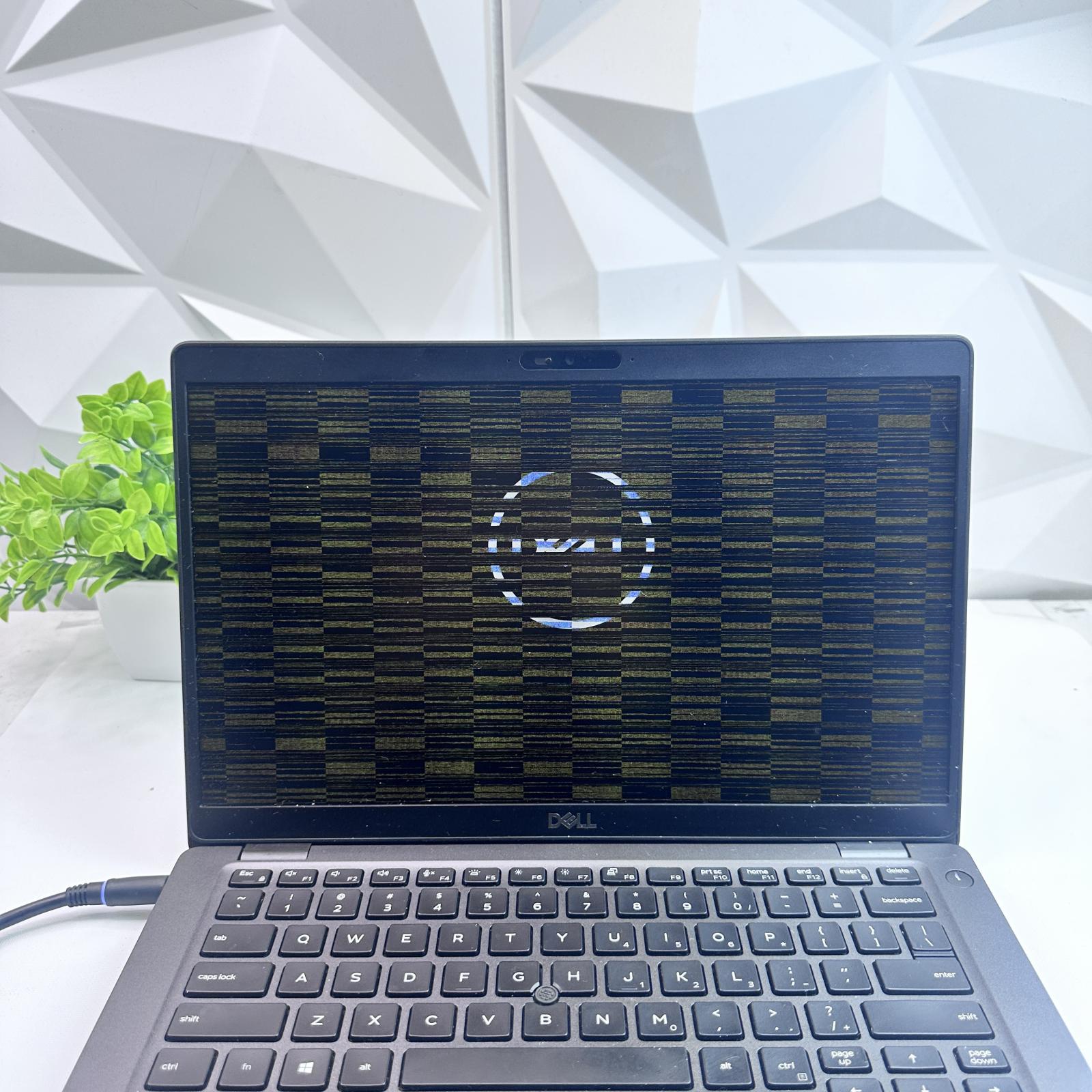 Dell Latitude 5401 14" Laptop, i5 9th Gen (No RAM, No SSD) - Photo 13