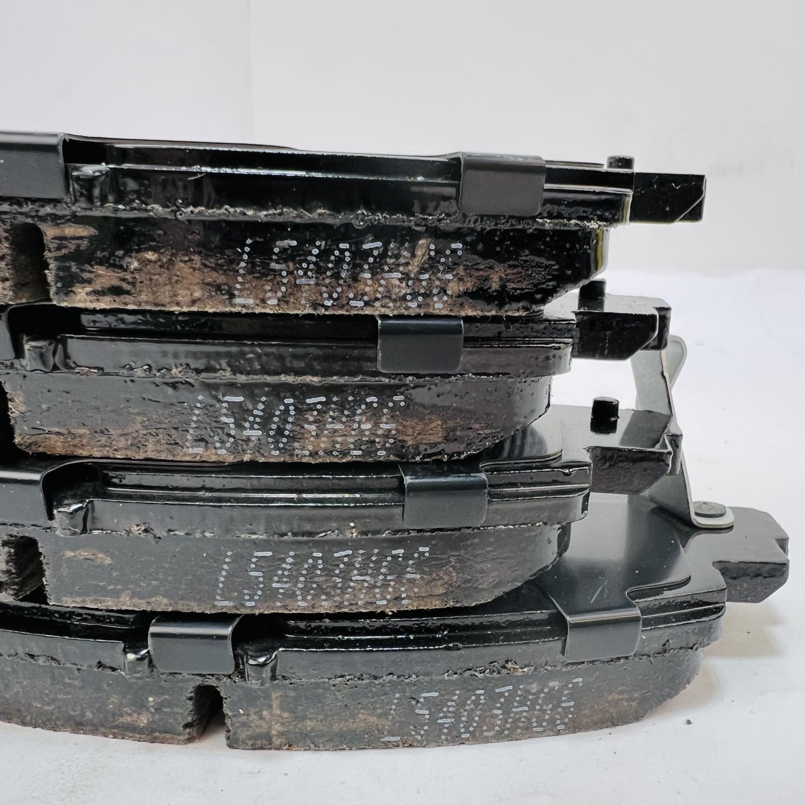 Akebono ACT1654 Ceramic Front Brake Pads ProACT OEM for Ford Lincoln Mazda - Photo 7