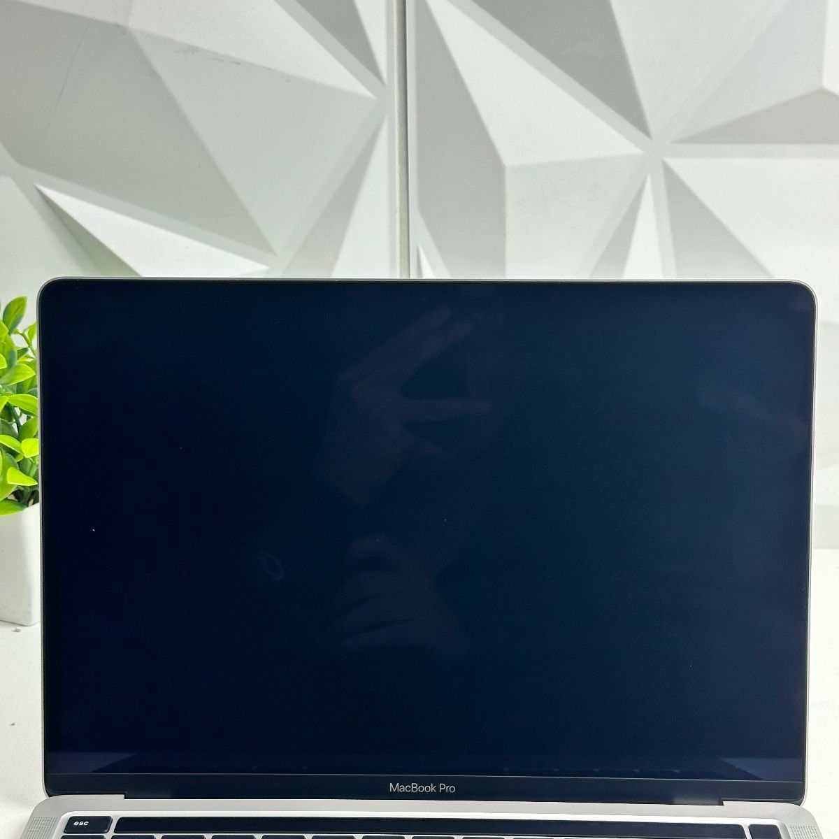 MacBook Pro (13-inch, 2020) | Full Parts Replacement - Photo 4