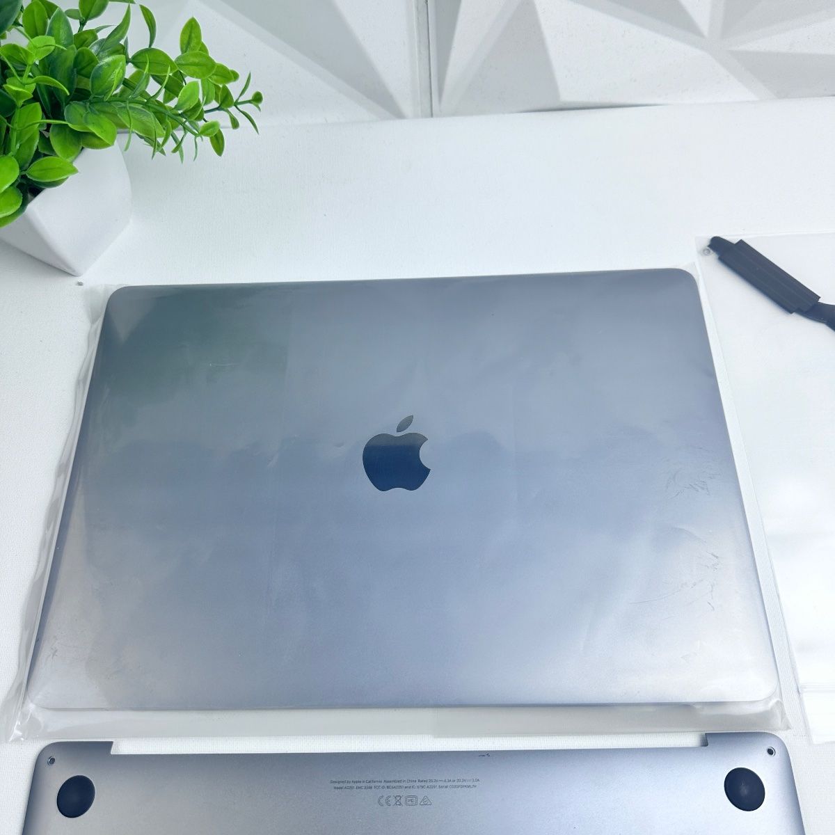MacBook Pro (13-inch, 2020, A2251) | Full Parts Replacement - Photo 4