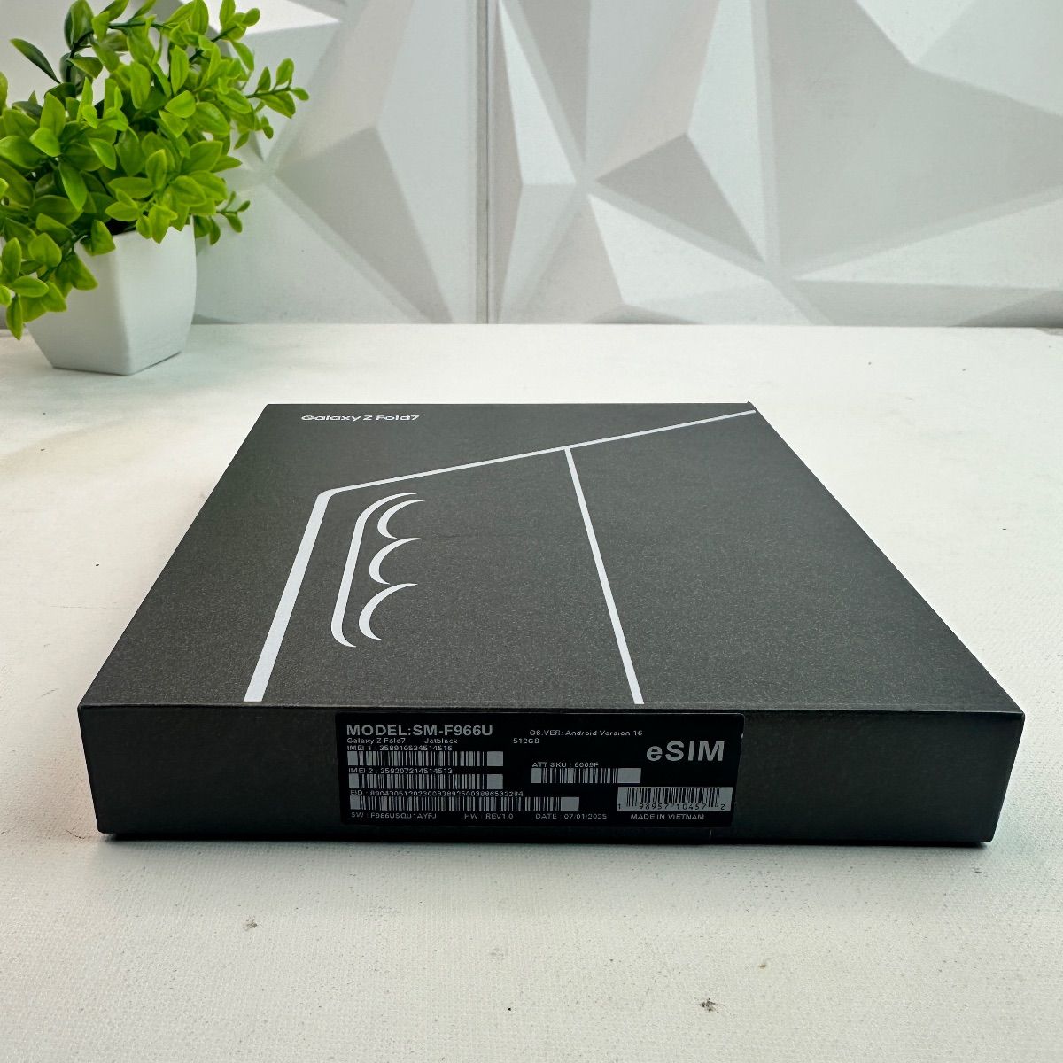 Samsung Galaxy Z Fold 7 (SM-F966U) 512 GB | JetBlack | AT&T Locked - Photo 3