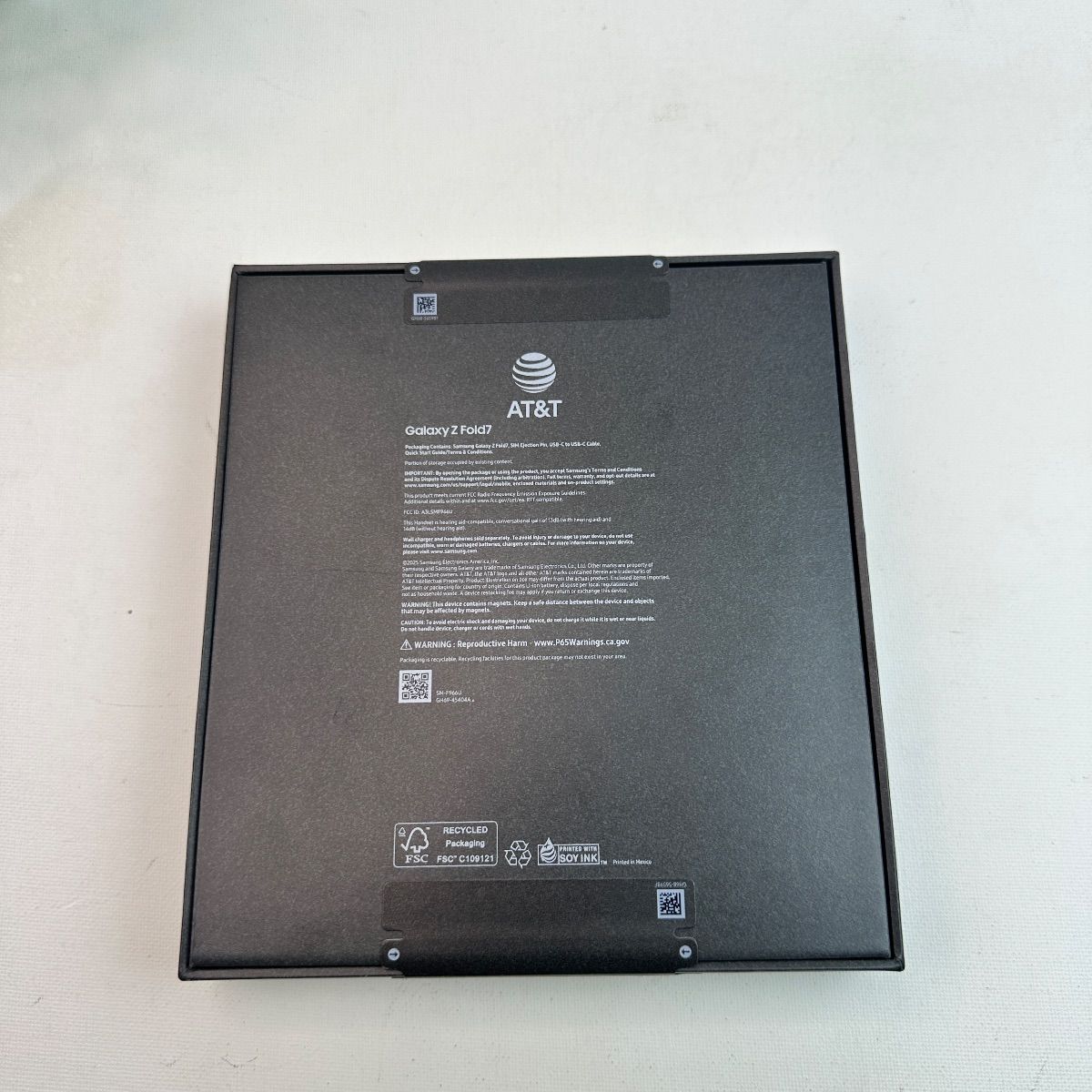 Samsung Galaxy Z Fold 7 (SM-F966U) 512 GB | JetBlack | AT&T Locked - Photo 5