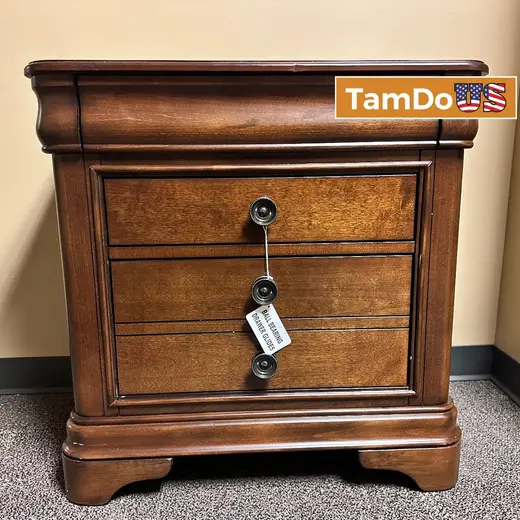 Solid Wood Nightstand CM750NSO – 3 Drawers, Heavy, High-End Walnut Finish at TamDoUS Taylorsville