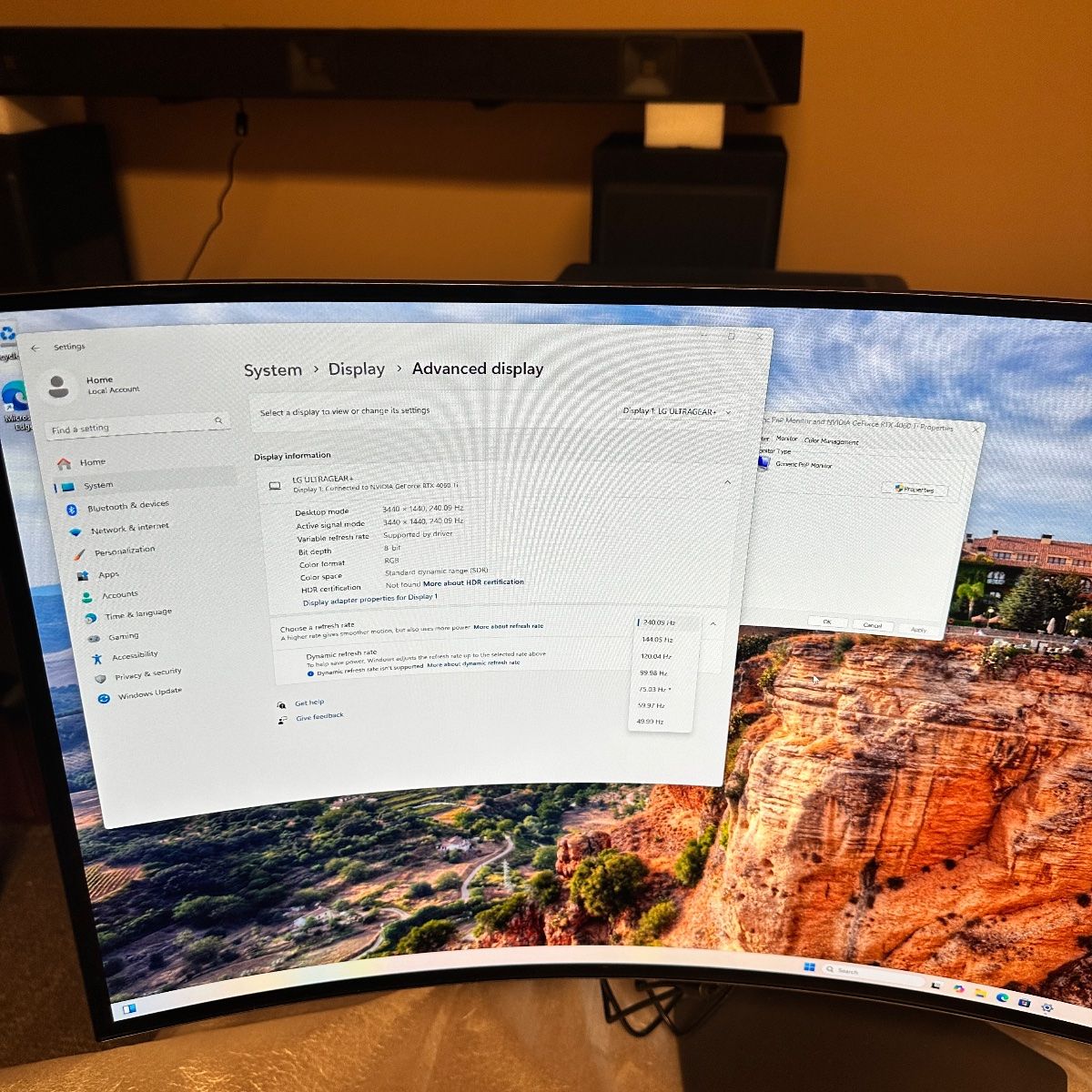 LG UltraGear 39GS95QE-B 39" Curved OLED Gaming Monitor - Photo 8