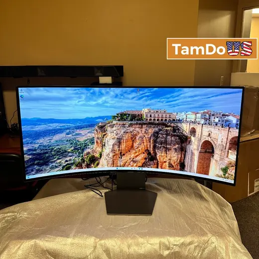 LG UltraGear 39GS95QE-B 39" Curved OLED Gaming Monitor at TamDoUS Taylorsville