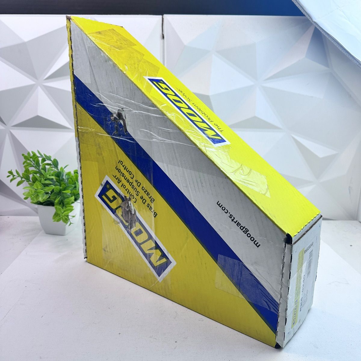 MOOG RK620240 Control Arm Front Lower OEM FOR Chrysler 200 Dodge Avenger Sebring - Photo 2