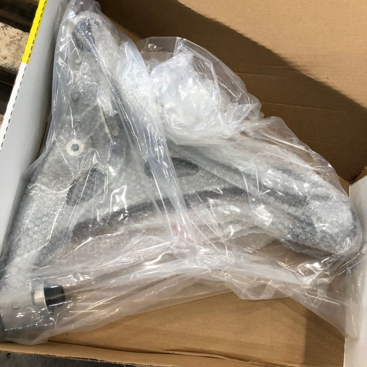 MOOG RK80403 Control Arm Front Lower OEM for Chevrolet Malibu Pontiac G6 Saturn - Photo 3