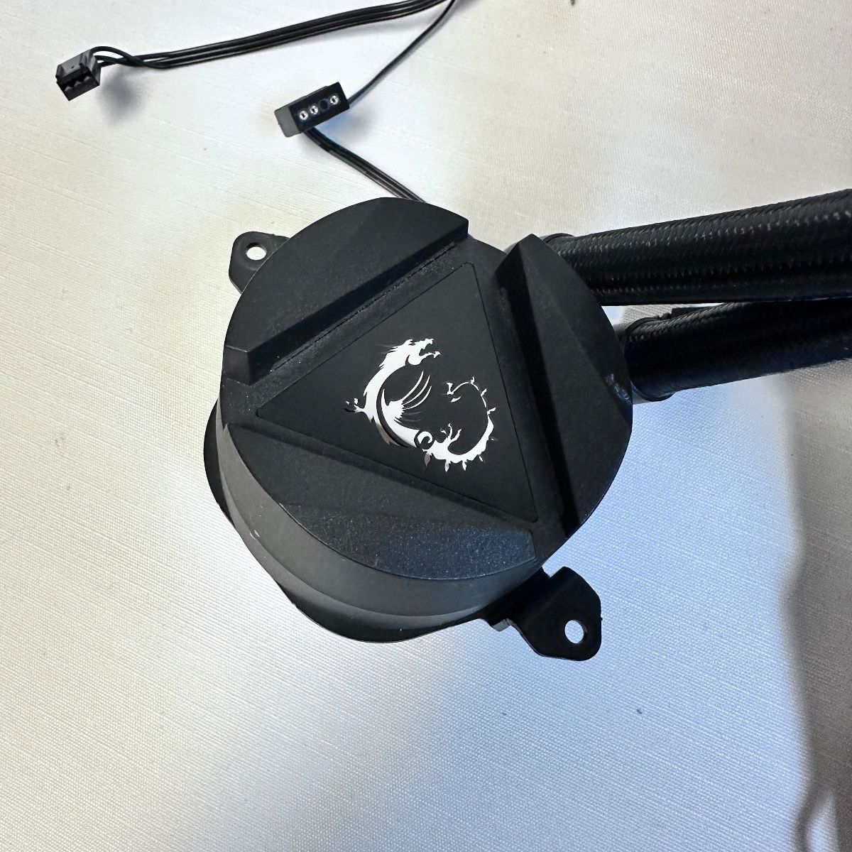 MSI 240mm AIO Liquid CPU Cooler RGB Dual Fan with Mounting Bracket - Photo 3