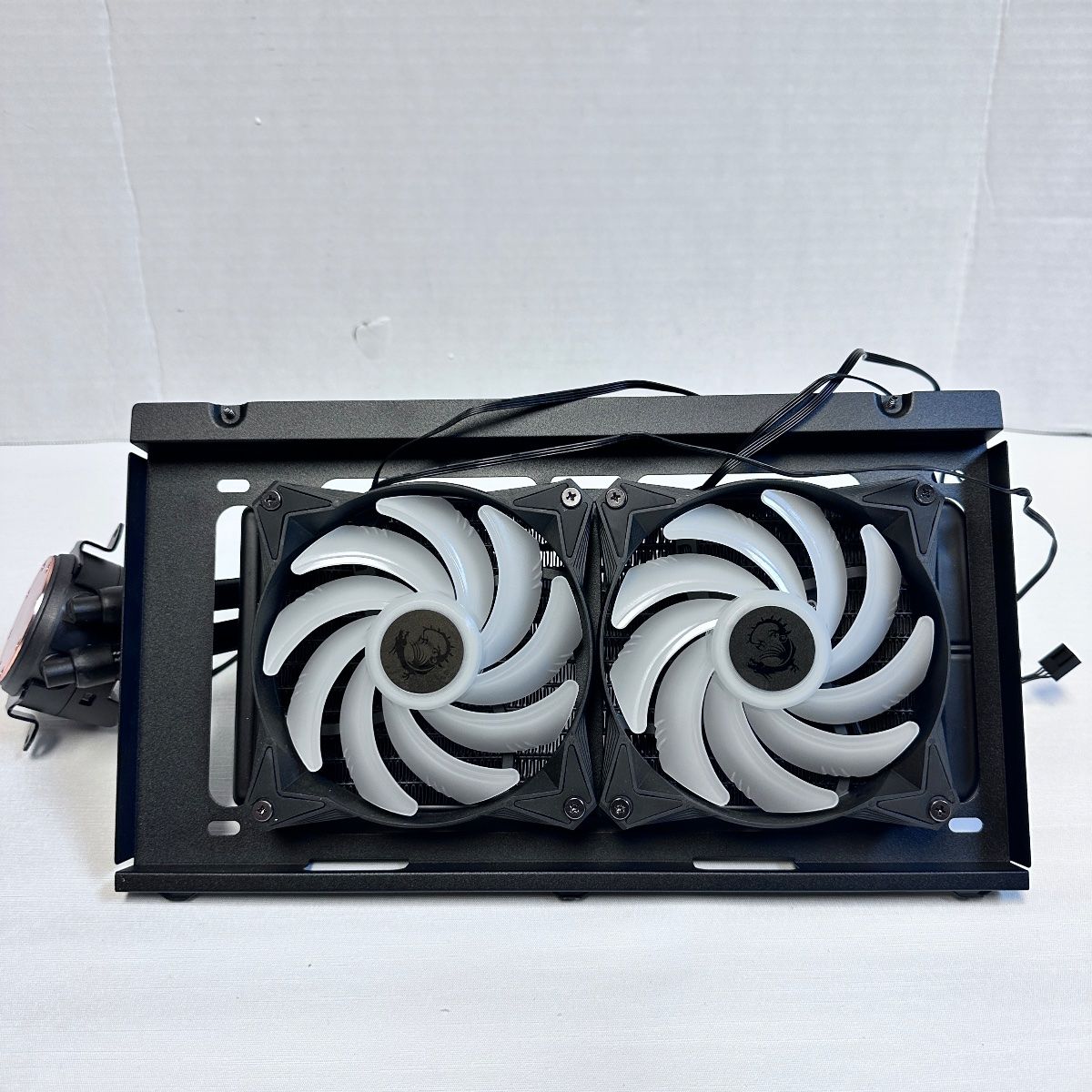 MSI 240mm AIO Liquid CPU Cooler RGB Dual Fan with Mounting Bracket - Photo 2