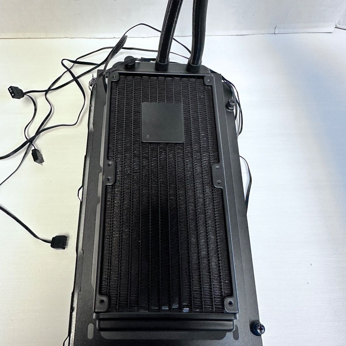 MSI 240mm AIO Liquid CPU Cooler RGB Dual Fan with Mounting Bracket - Photo 6