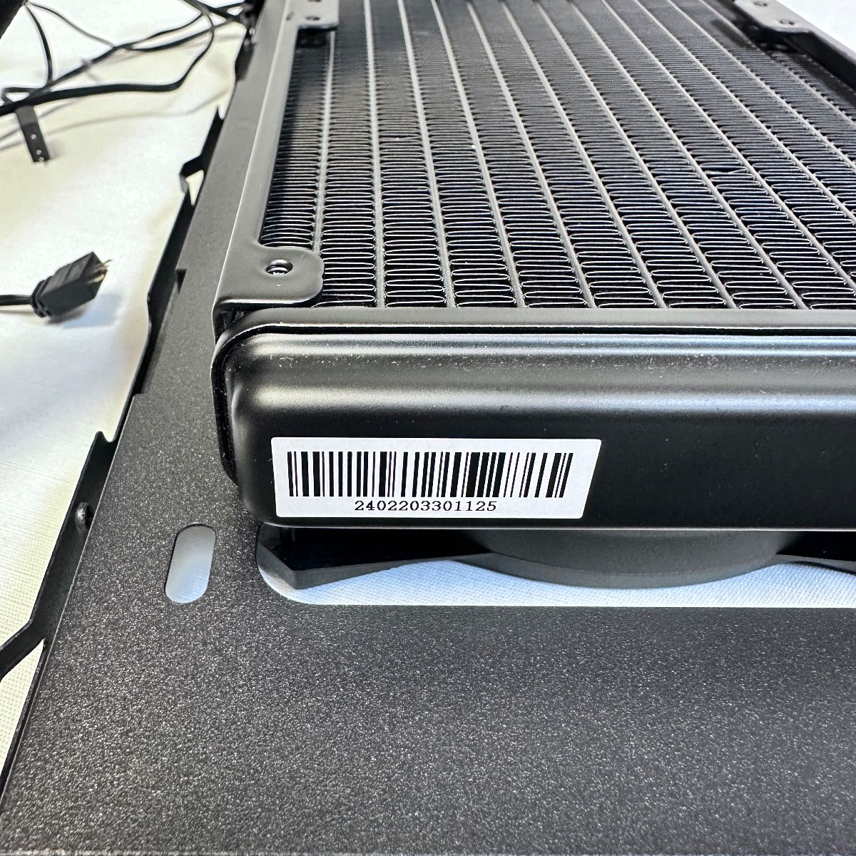 MSI 240mm AIO Liquid CPU Cooler RGB Dual Fan with Mounting Bracket - Photo 7