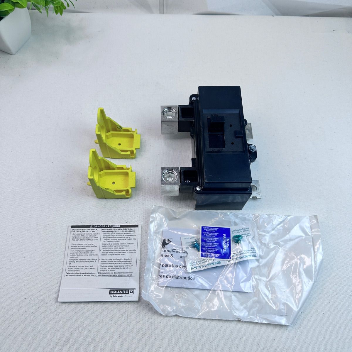 Square D QOM2100VH 100 Amp 2-Pole Circuit Breaker 120/240V - Photo 6