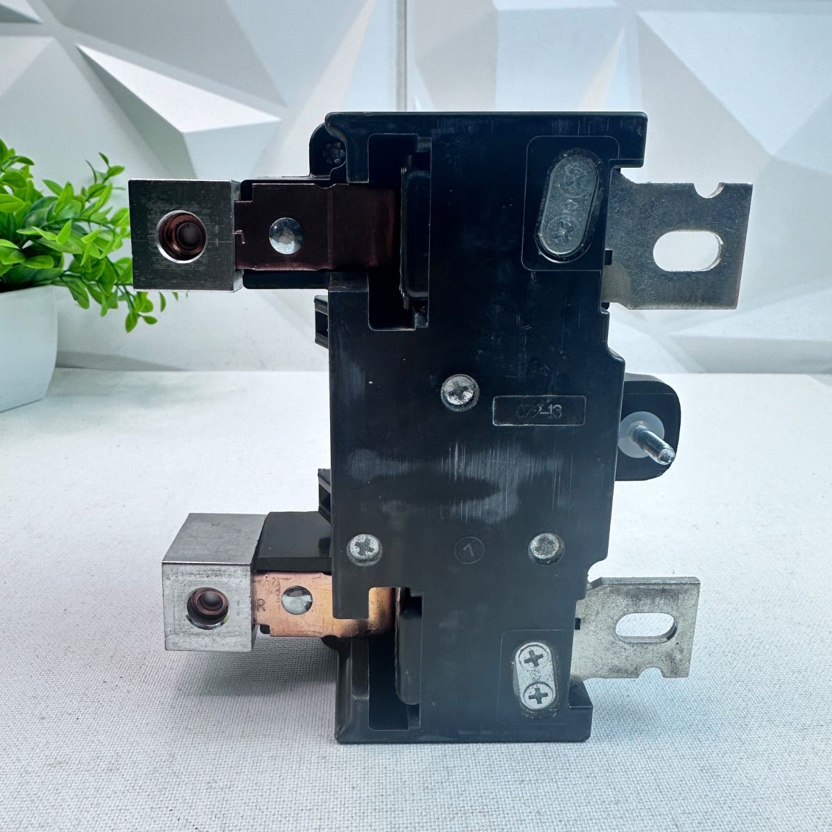 Square D QOM2100VH 100 Amp 2-Pole Circuit Breaker 120/240V - Photo 7