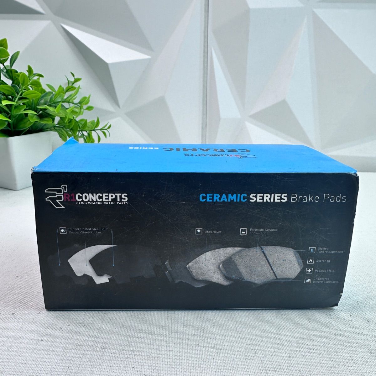 R1 Concepts Silver Brake Pads Front Series R1C-SLV-1-SML for Toyota Lexus Scion - Photo 2